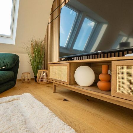 Orestaliving - Penthouse In 2Nd District With View Вена Экстерьер фото